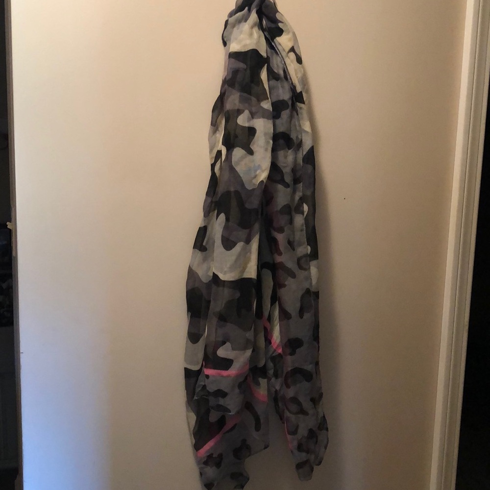 Camo and pink scarf